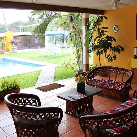 Hotel Villas Cuernavaca Темикско Екстериор снимка
