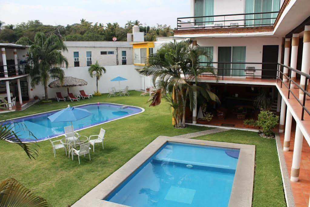 Hotel Villas Cuernavaca Темикско Екстериор снимка
